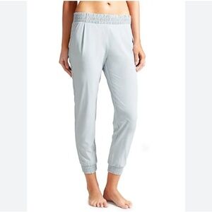 ATHLETA WOMENS ALISO LIGHTWEIGHT FEATHER PANTS SILVER GRAY PULL ON JOGGERS SZ 4